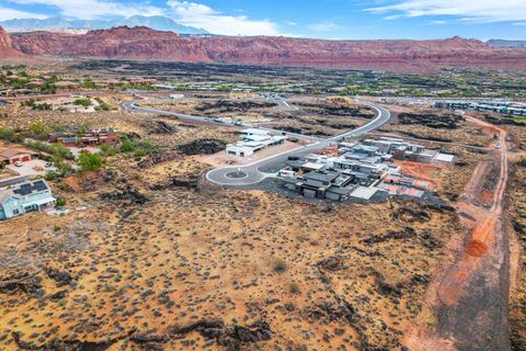 Tiny photo for 1158 E Redspire Pass, Ivins, UT 84738 (MLS # 26-271387)