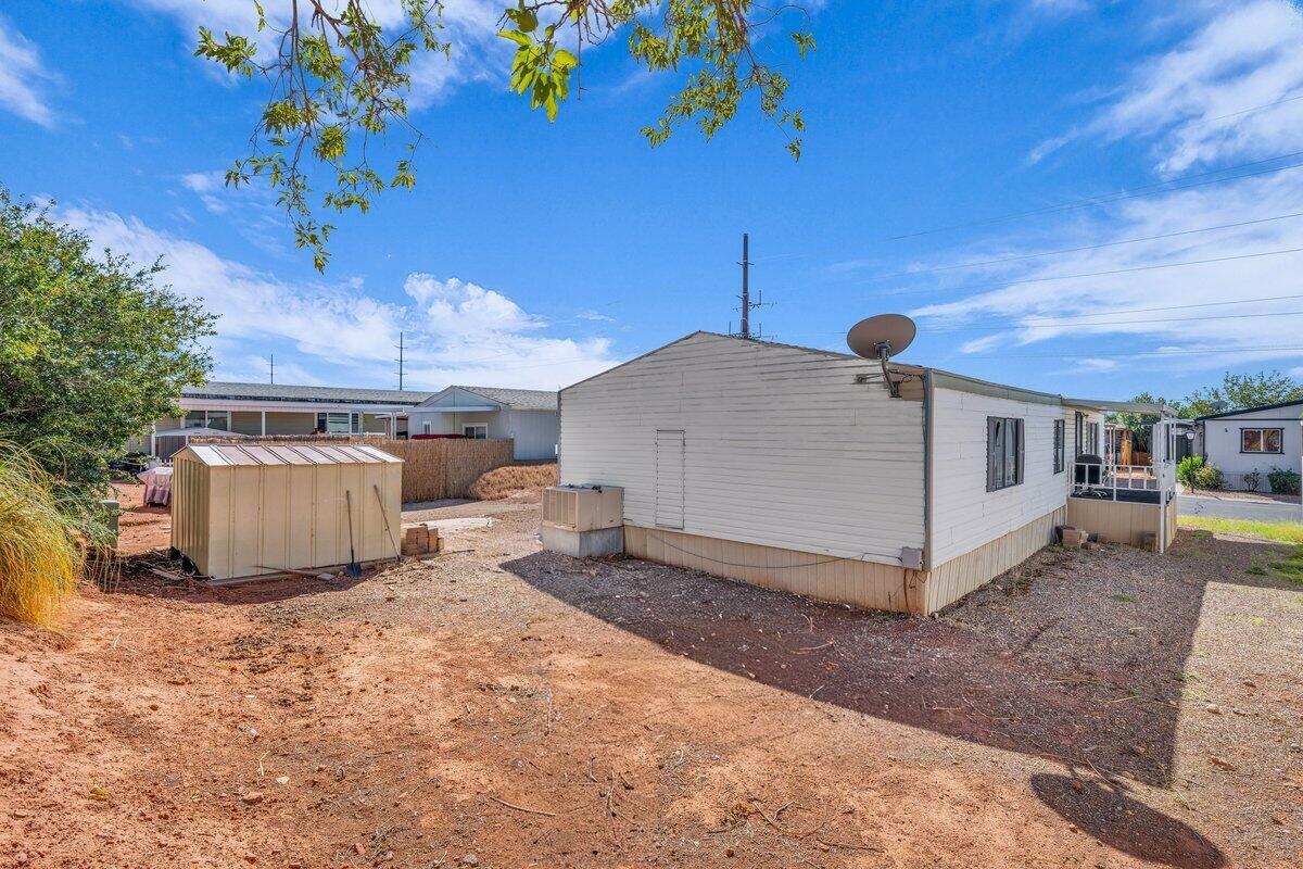 ST GEORGE TOWNSITE - Residential