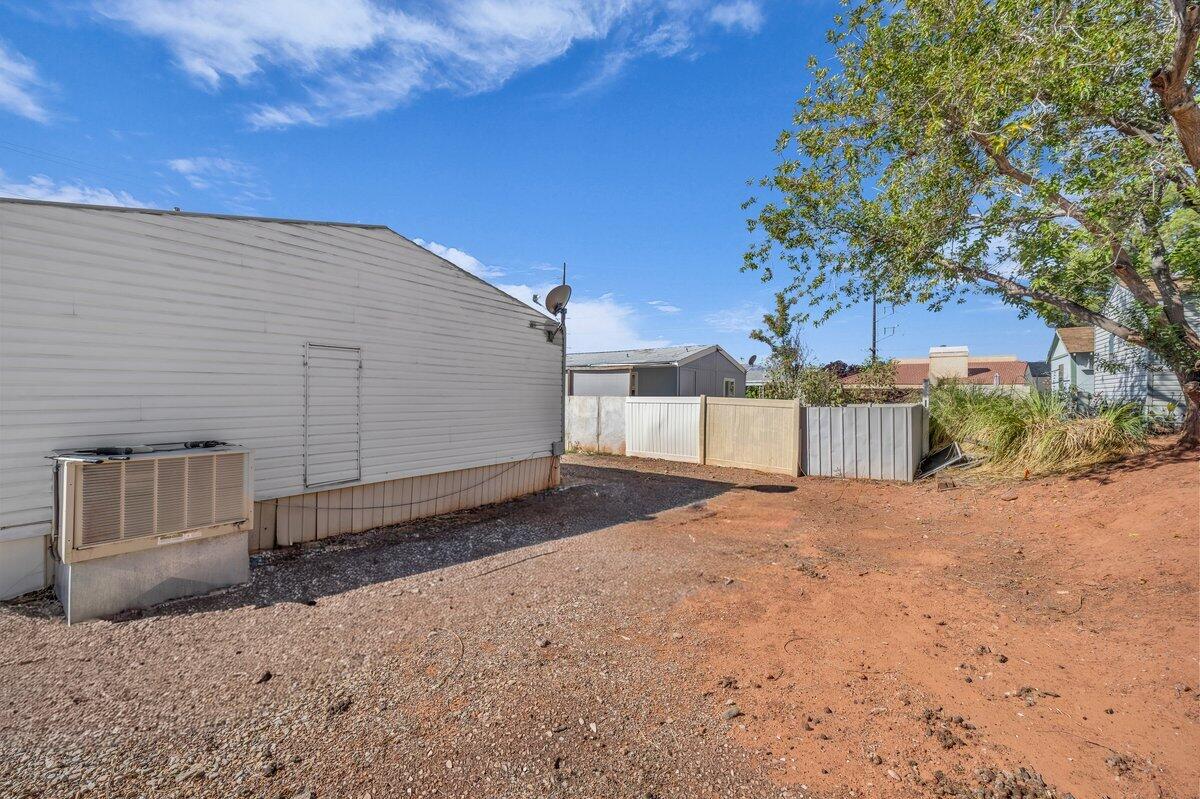 ST GEORGE TOWNSITE - Residential