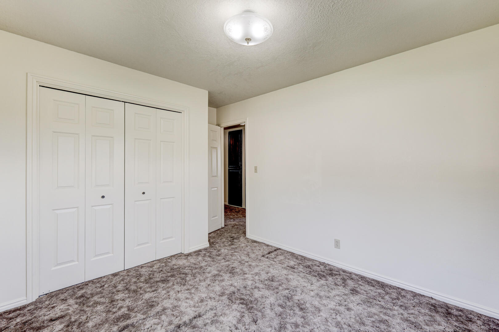 BLOOMINGTON HILLS - Residential