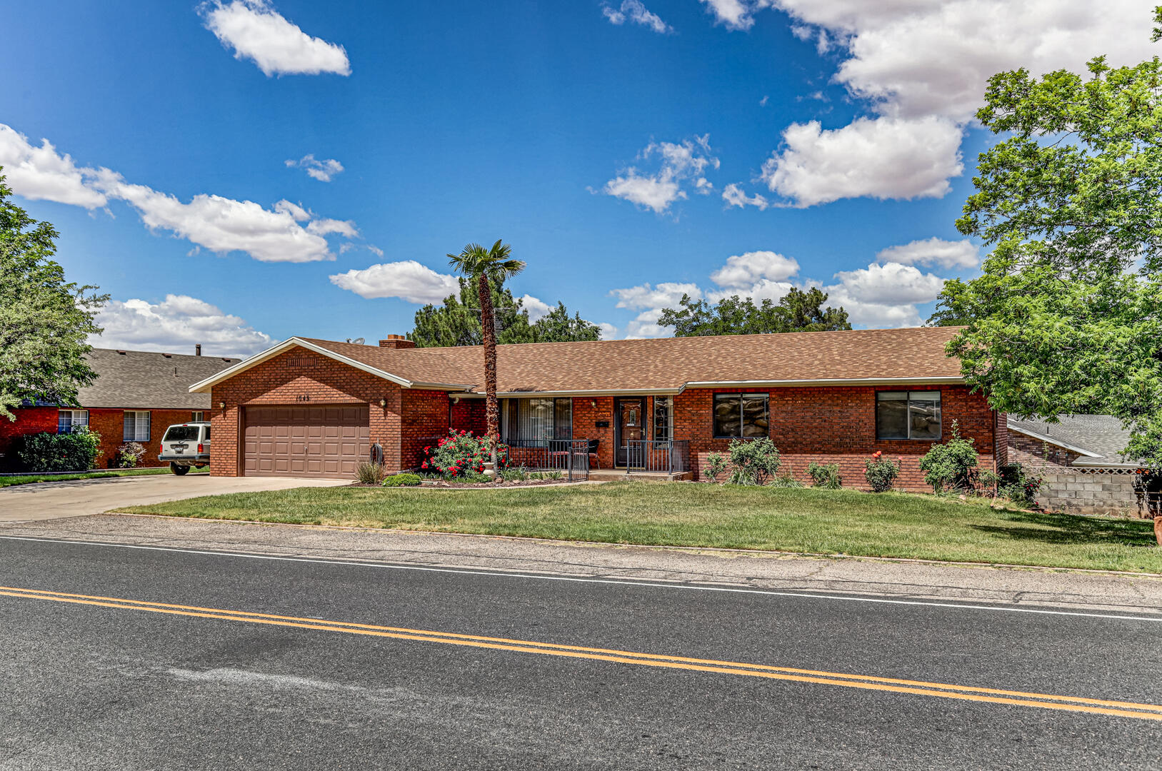 BLOOMINGTON HILLS - Residential