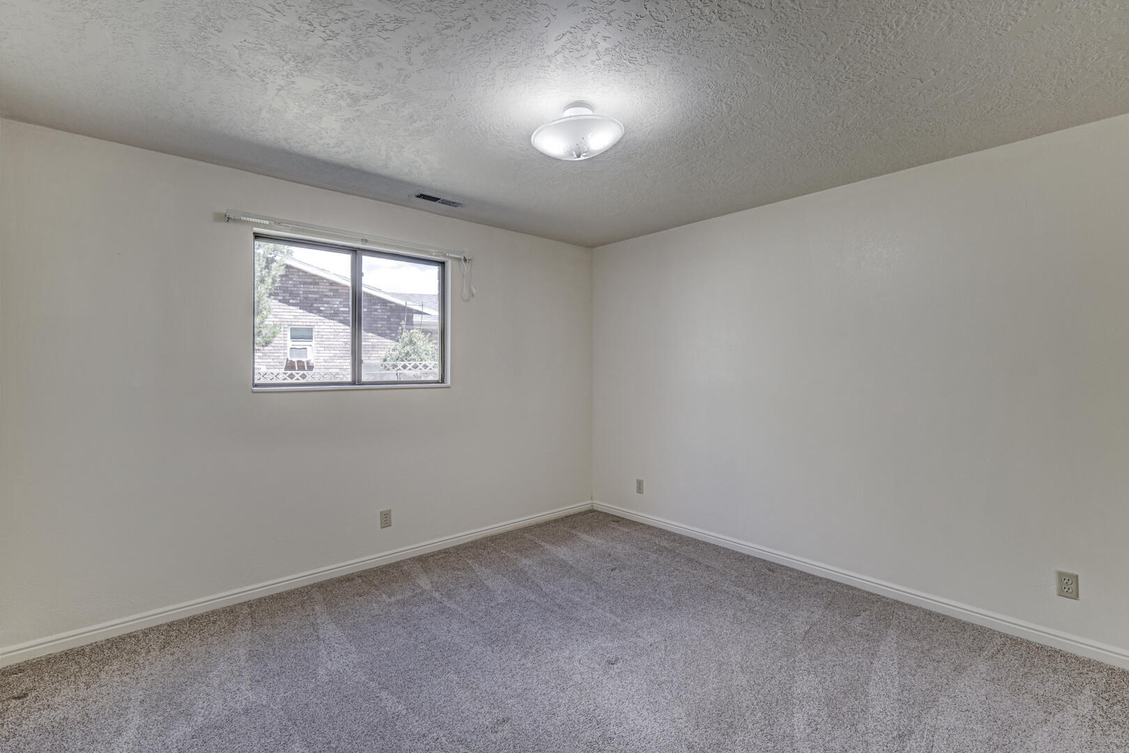 BLOOMINGTON HILLS - Residential