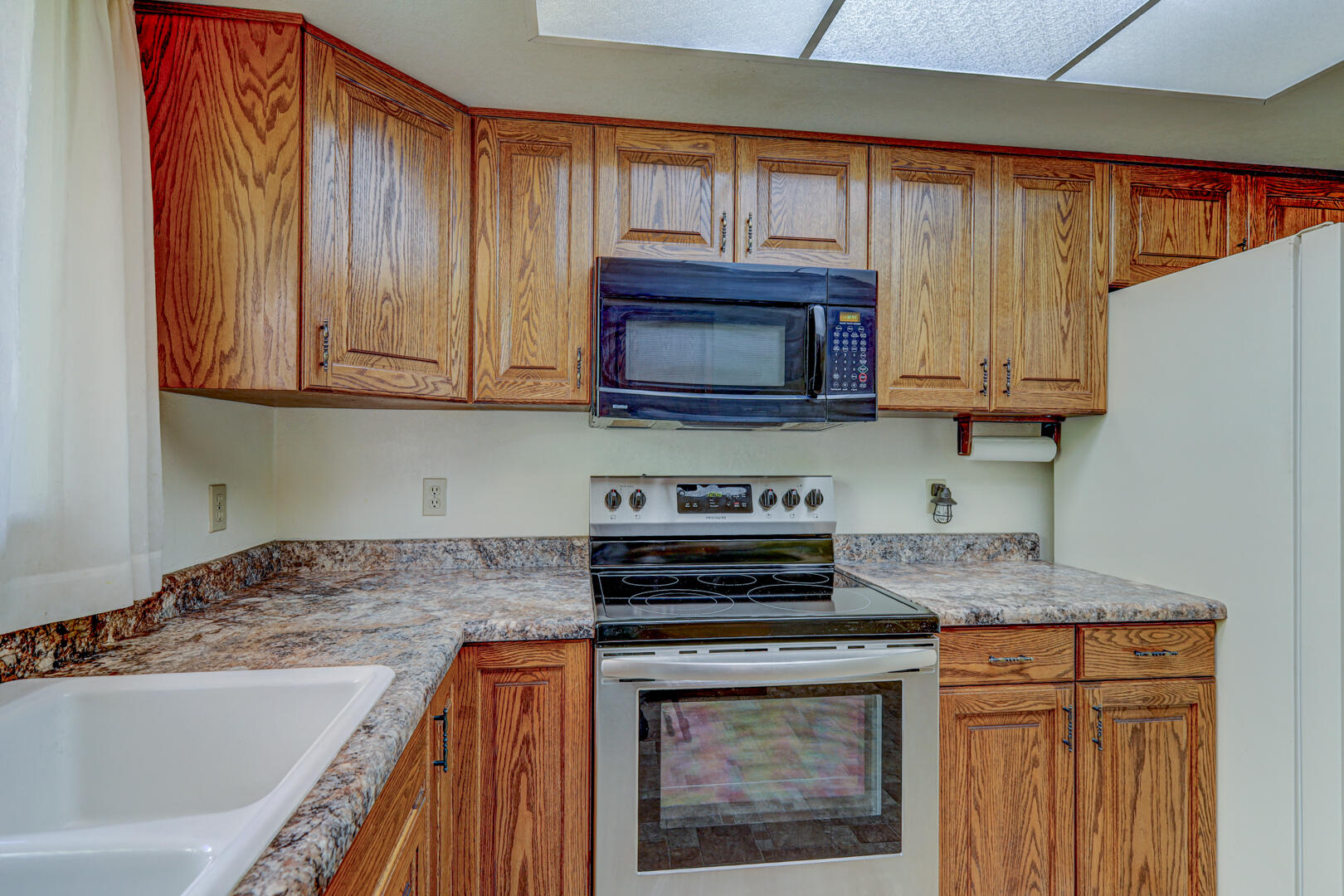 BLOOMINGTON HILLS - Residential