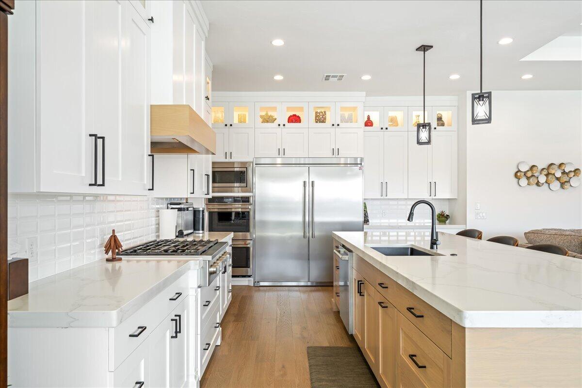 WASHINGTON VISTA - Residential