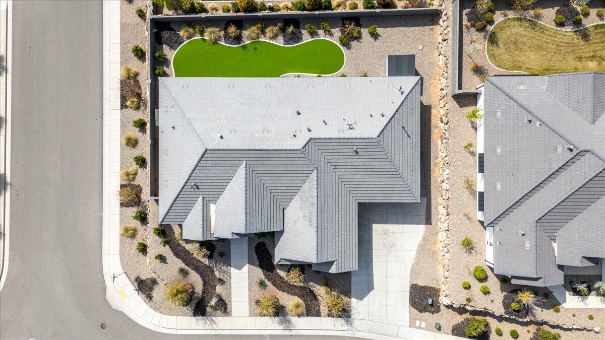 WASHINGTON VISTA - Residential