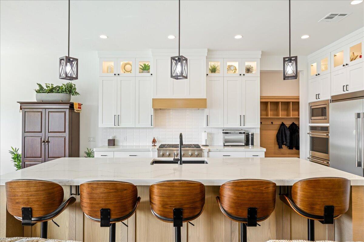 WASHINGTON VISTA - Residential