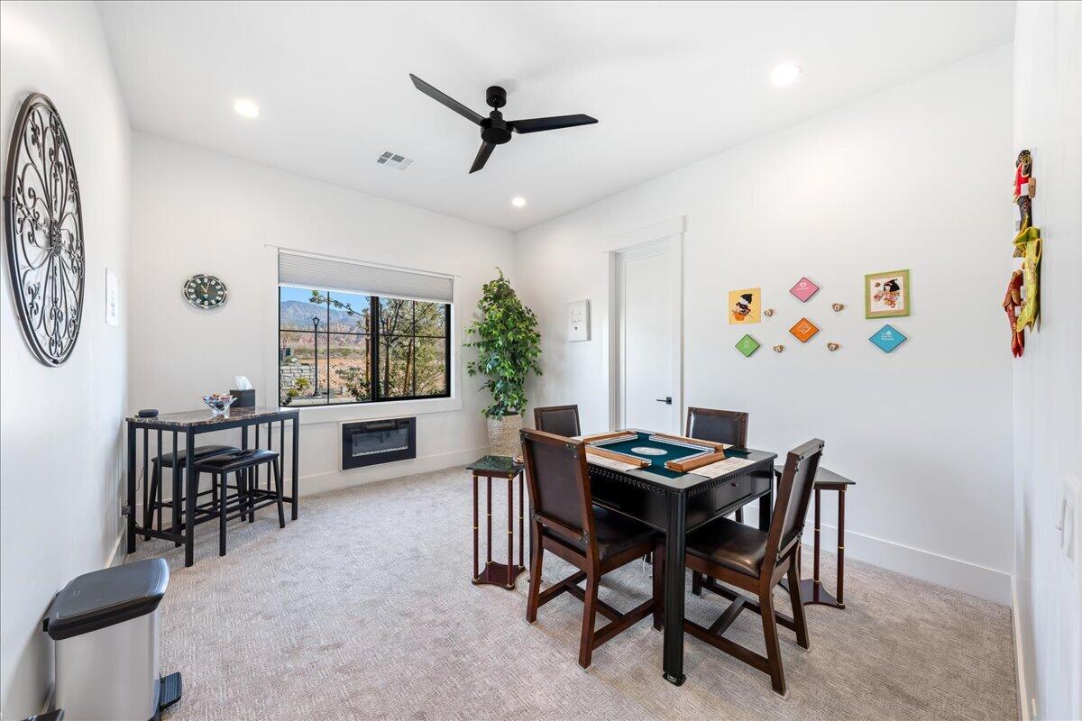 WASHINGTON VISTA - Residential