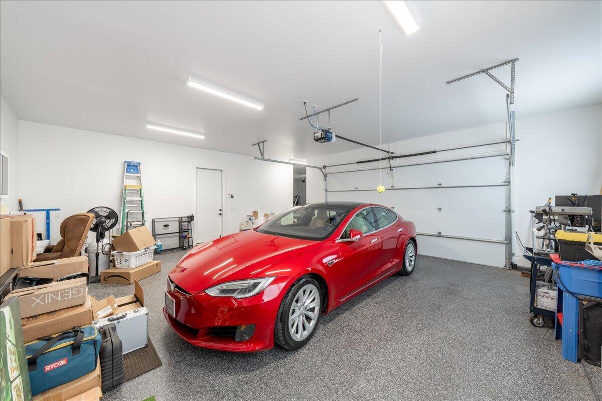 WASHINGTON VISTA - Residential