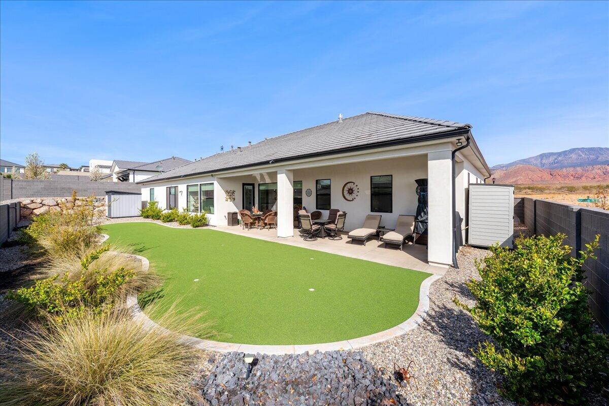 WASHINGTON VISTA - Residential