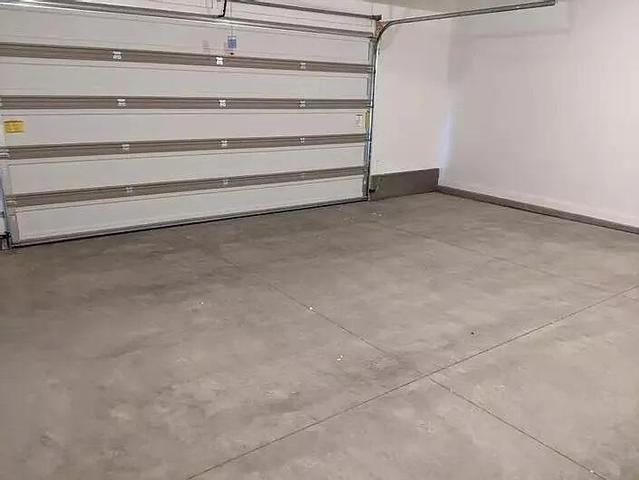 AUBURN HILLS - Residential