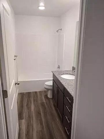 AUBURN HILLS - Residential