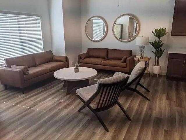 AUBURN HILLS - Residential