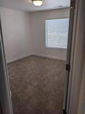 AUBURN HILLS - Residential