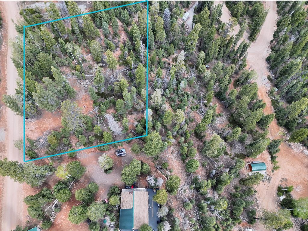 Photo of 175 S Lupin LN, Duck Creek, UT 84762 (MLS # 26-272897)