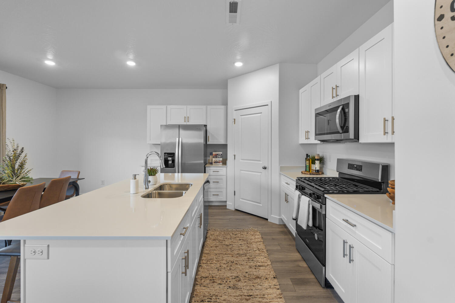 STANDING ROCK EAST AT LONG VALLEY - Residential