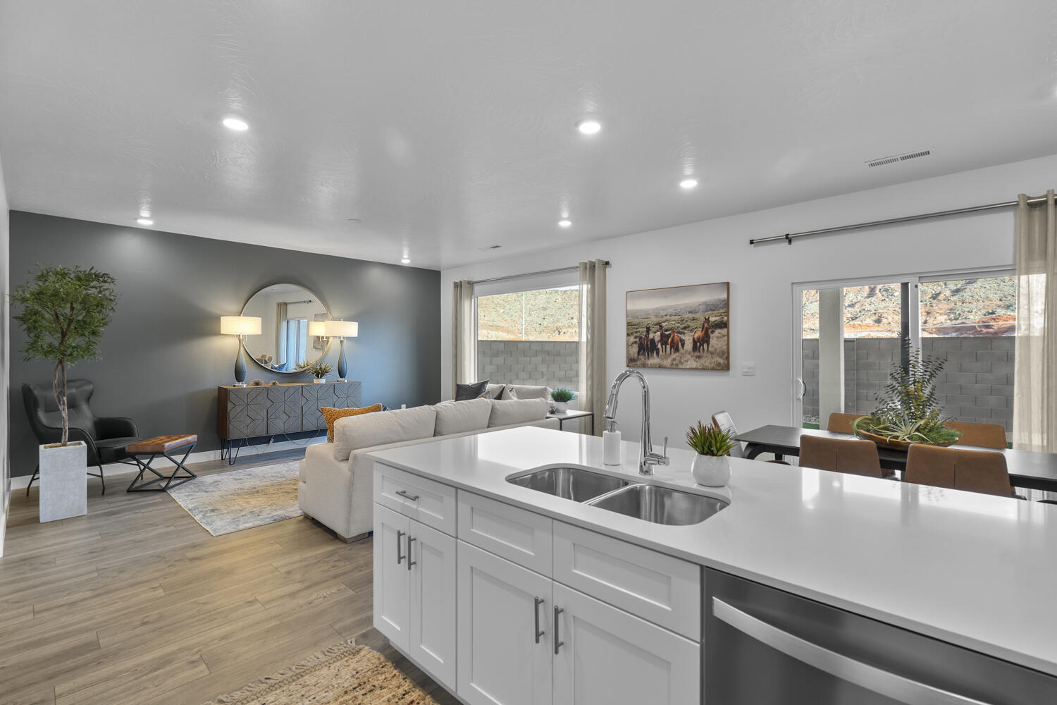 STANDING ROCK EAST AT LONG VALLEY - Residential