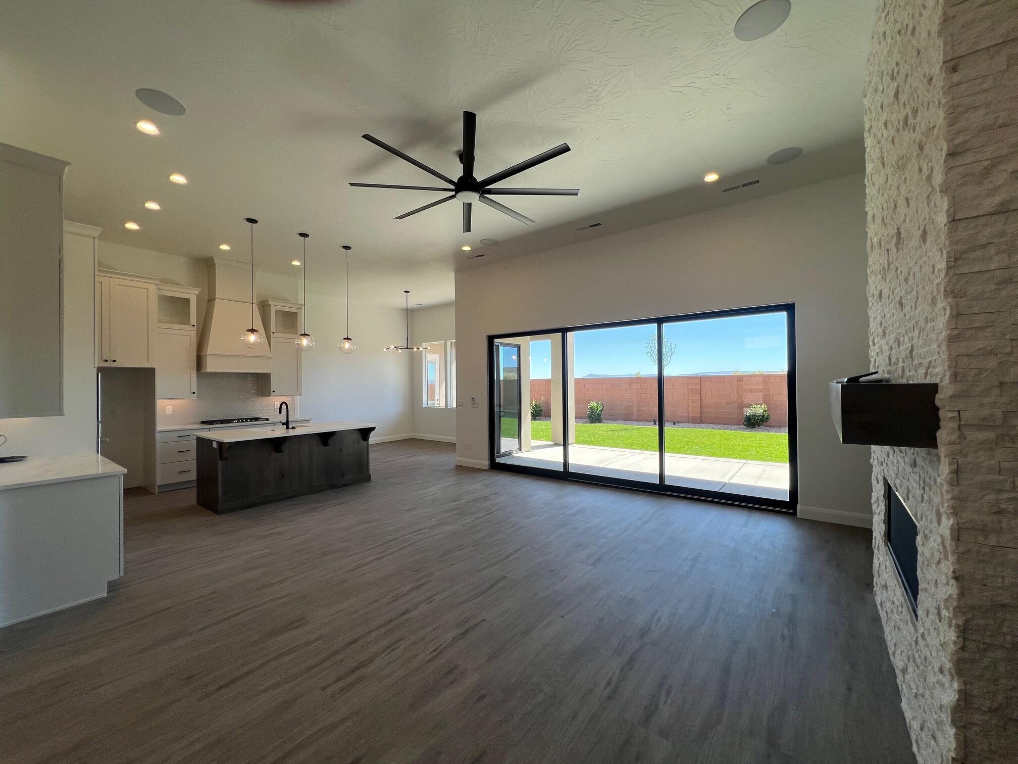 UNITY VILLAGE - Residential