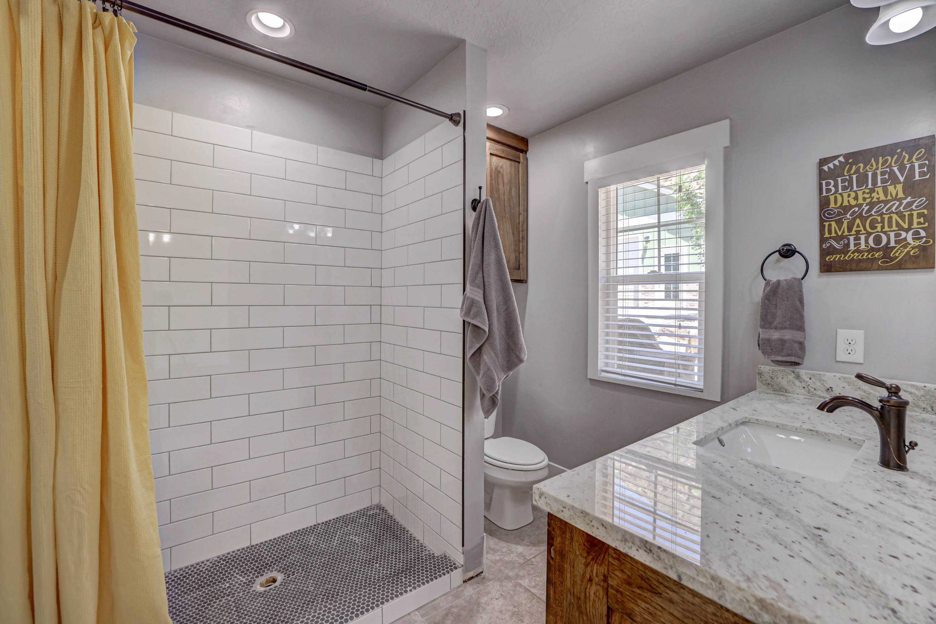 HURRICANE TOWNSITE - Residential