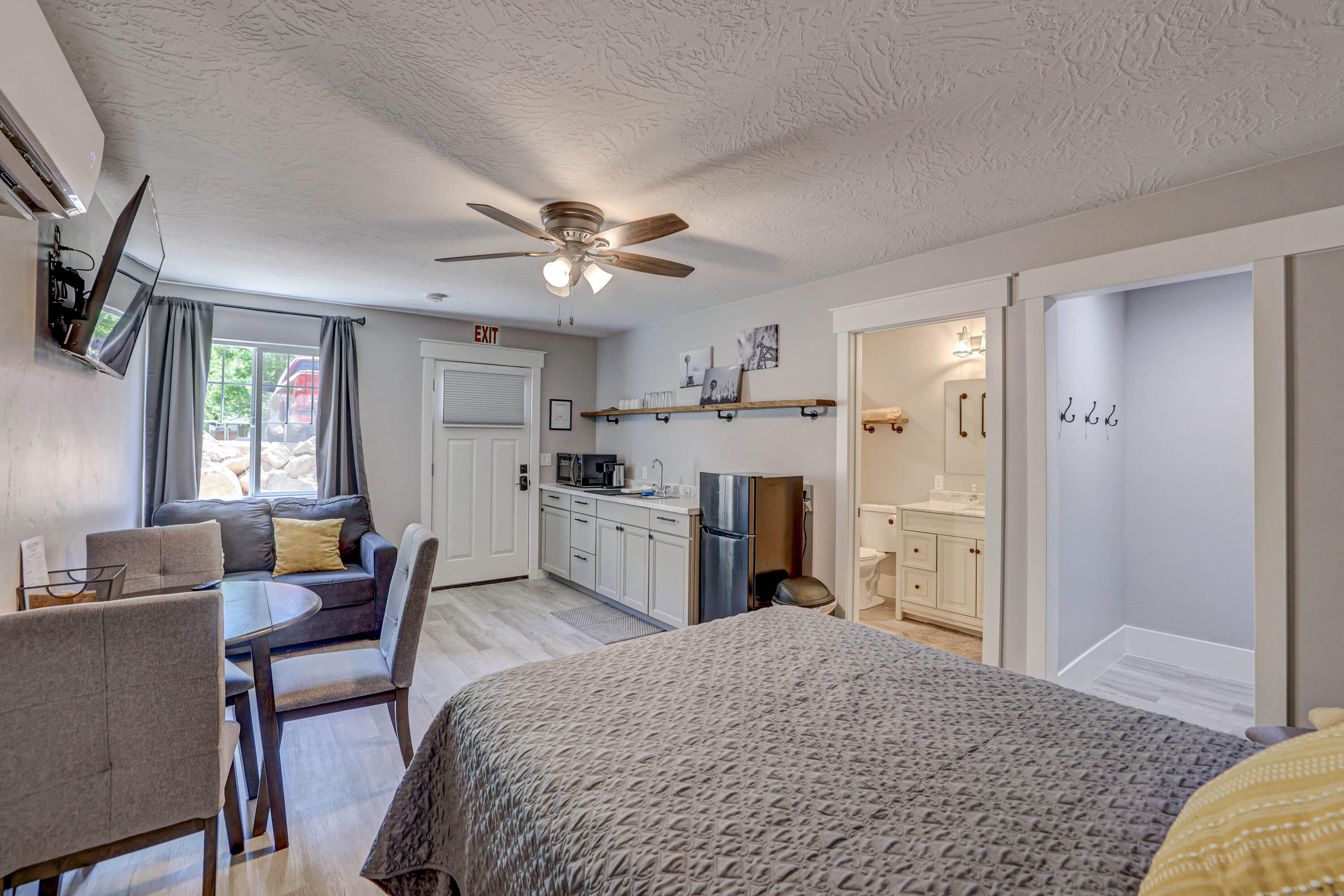 HURRICANE TOWNSITE - Residential