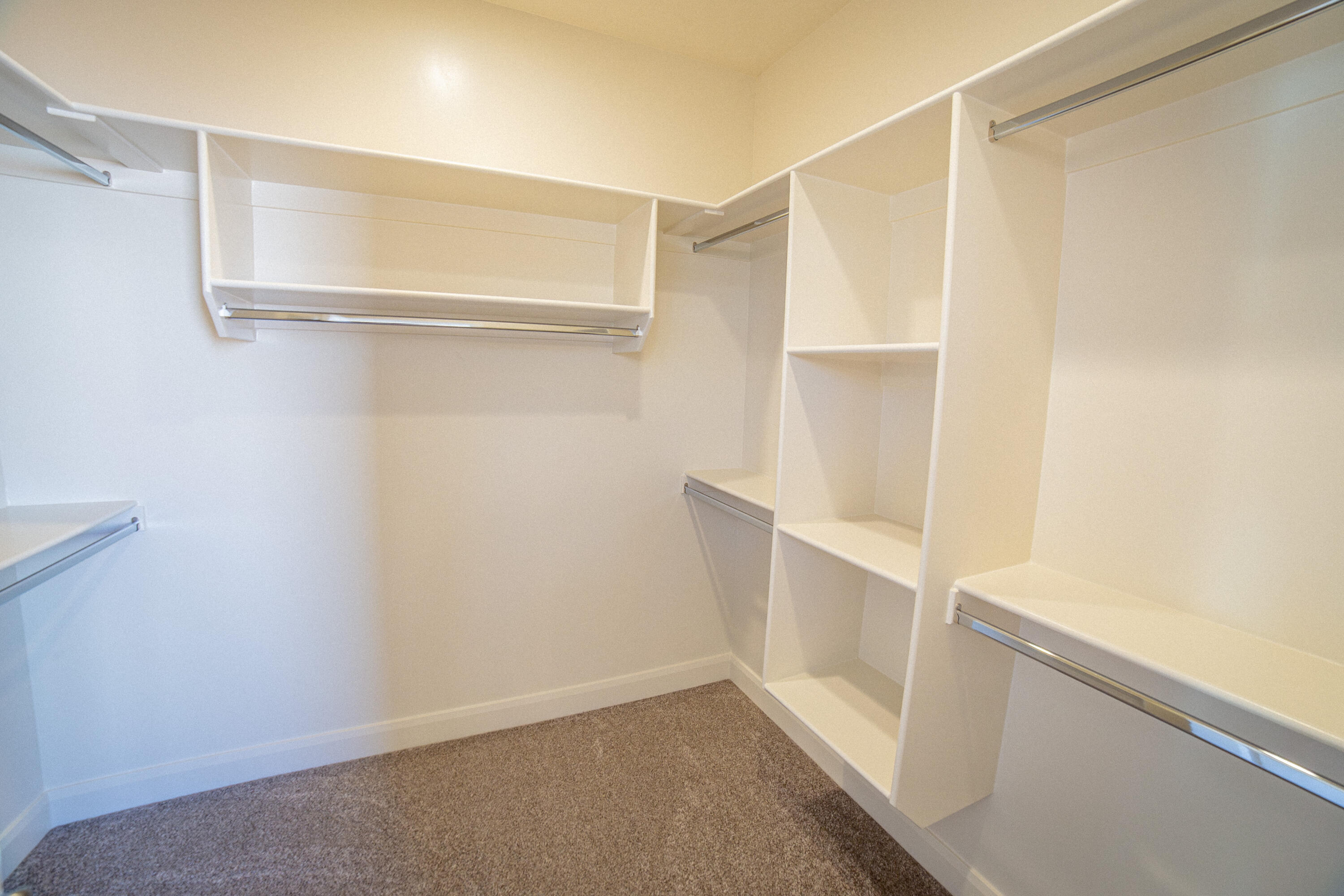 SKY VALLEY - Residential