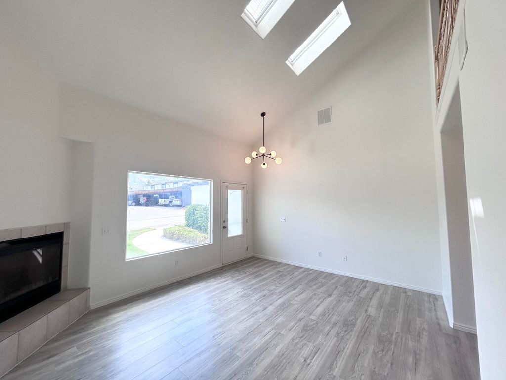 Photo of 998 3 Fountains DR, Cedar City, UT 84720 (MLS # 26-271785)
