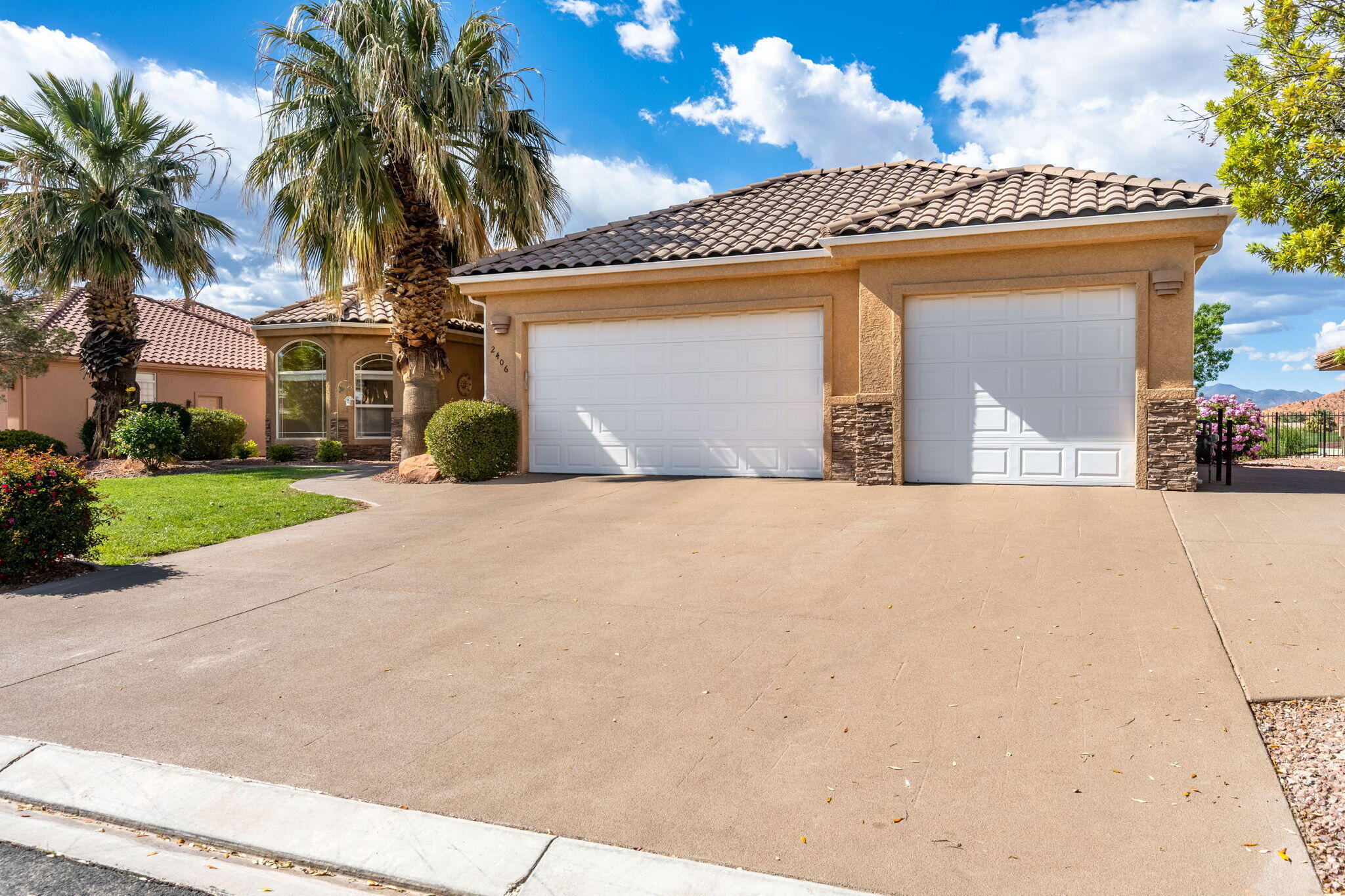 SKY MOUNTAIN GOLF ESTATES - Residential