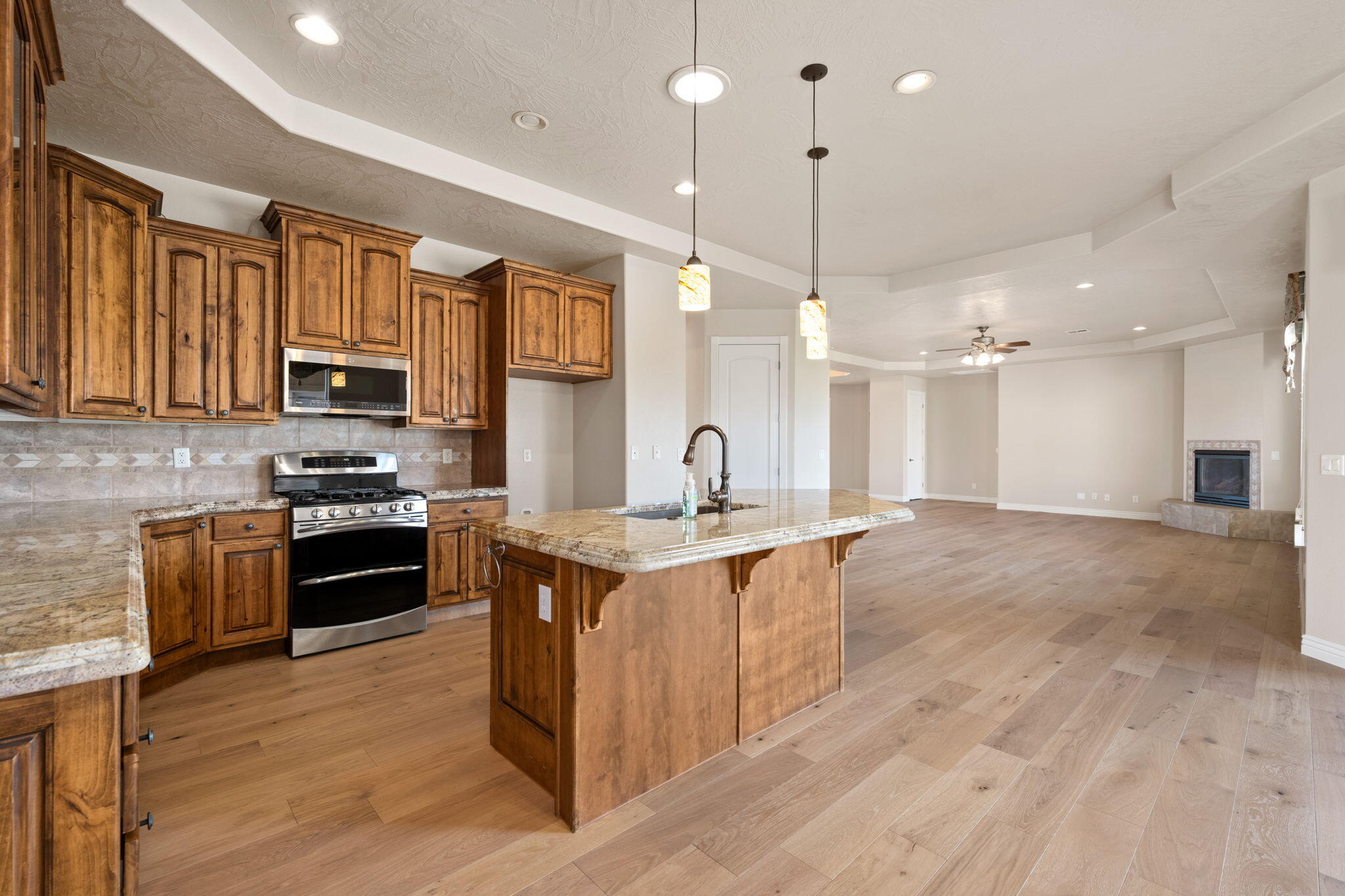 SKY MOUNTAIN GOLF ESTATES - Residential