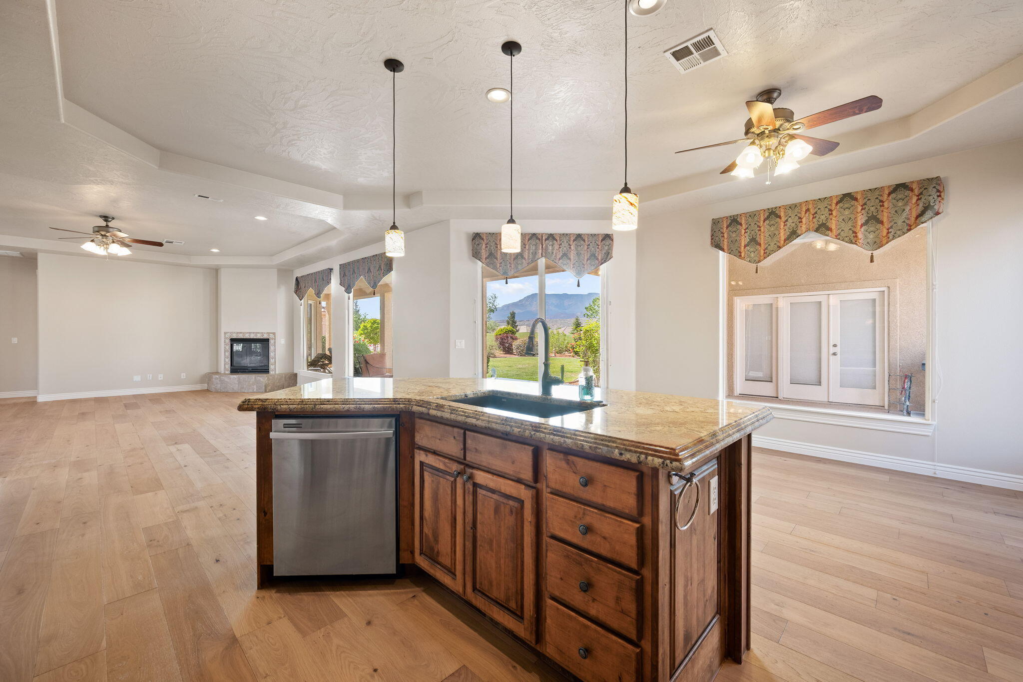 SKY MOUNTAIN GOLF ESTATES - Residential