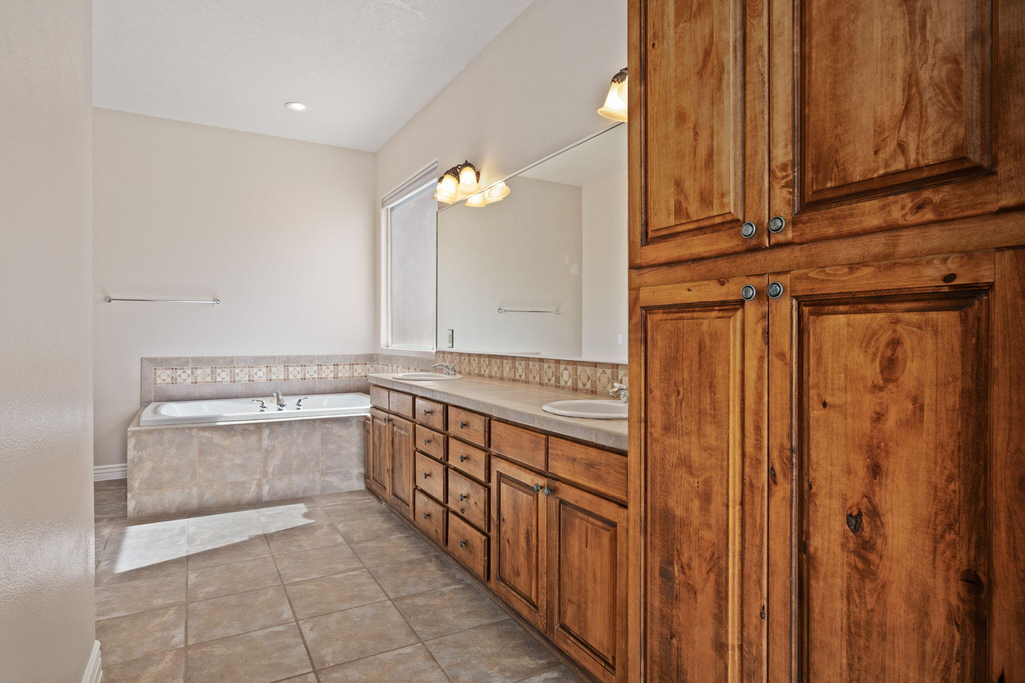 SKY MOUNTAIN GOLF ESTATES - Residential