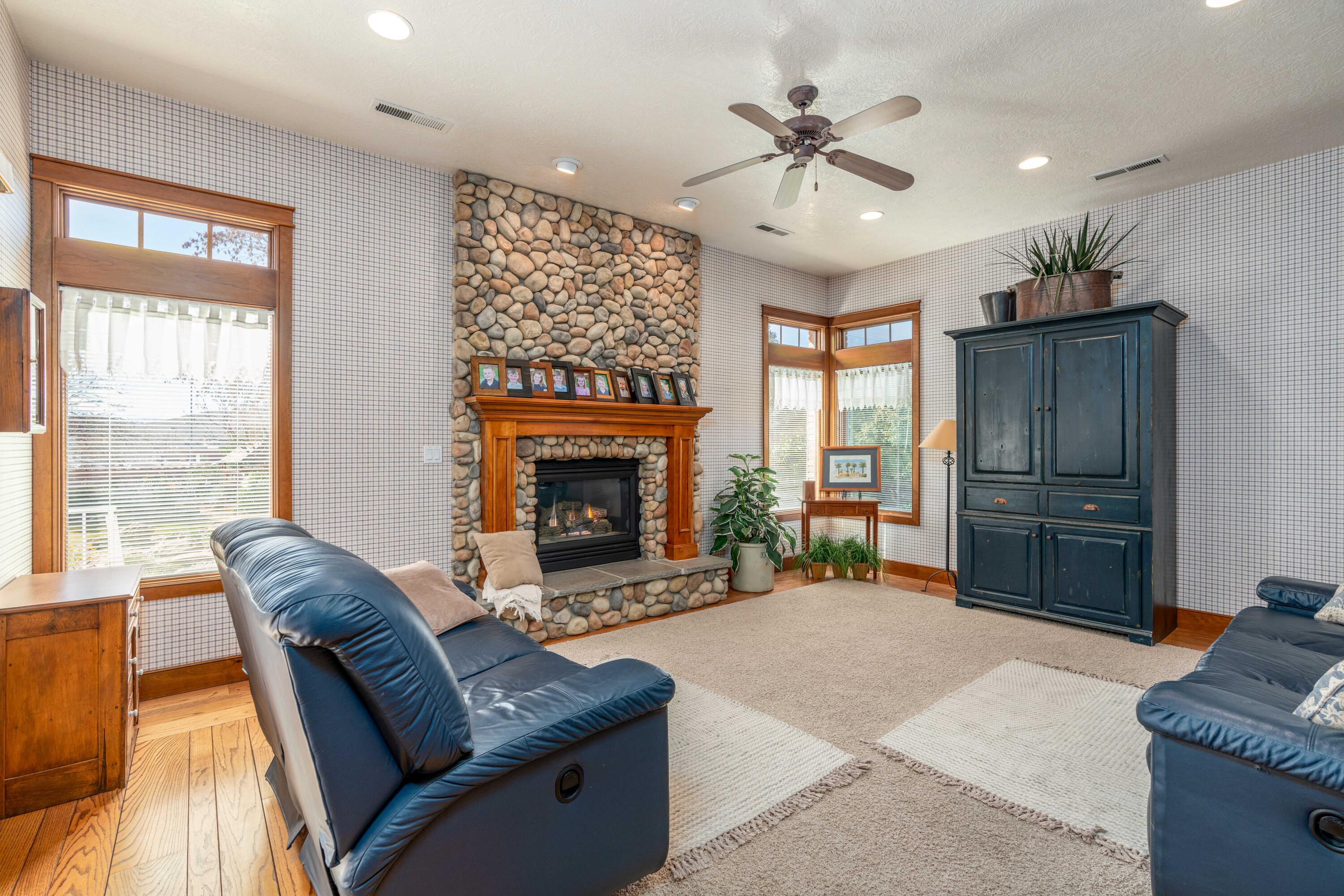 TERRA COTTA - Residential