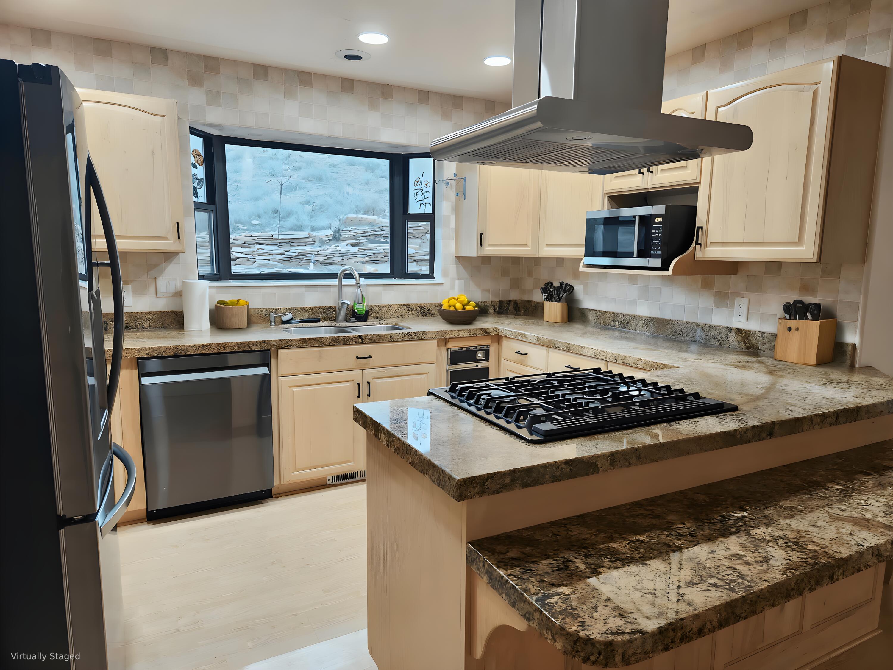 BLOOMINGTON HILLS - Residential