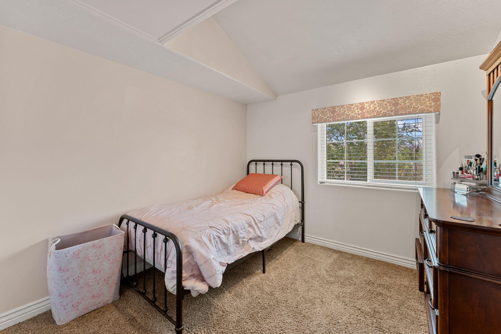 ORCHARD SPRINGS - Residential