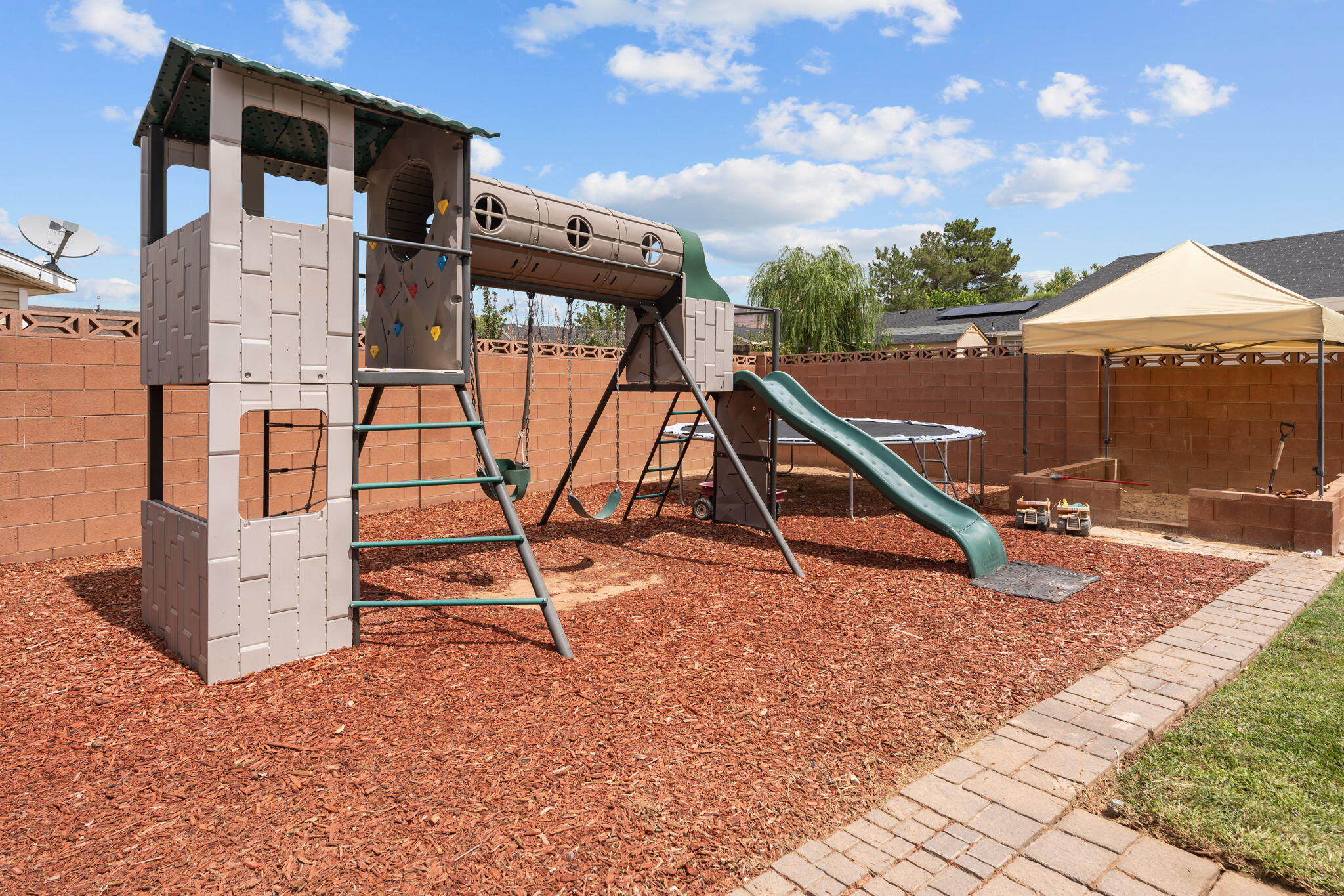 ORCHARD SPRINGS - Residential