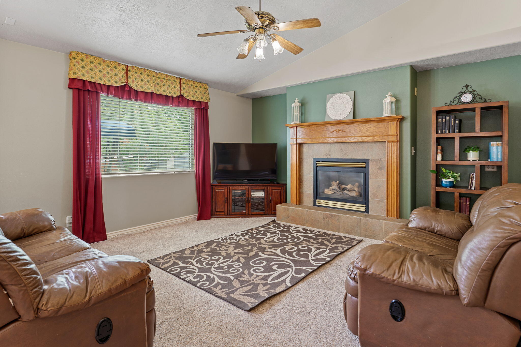 ORCHARD SPRINGS - Residential