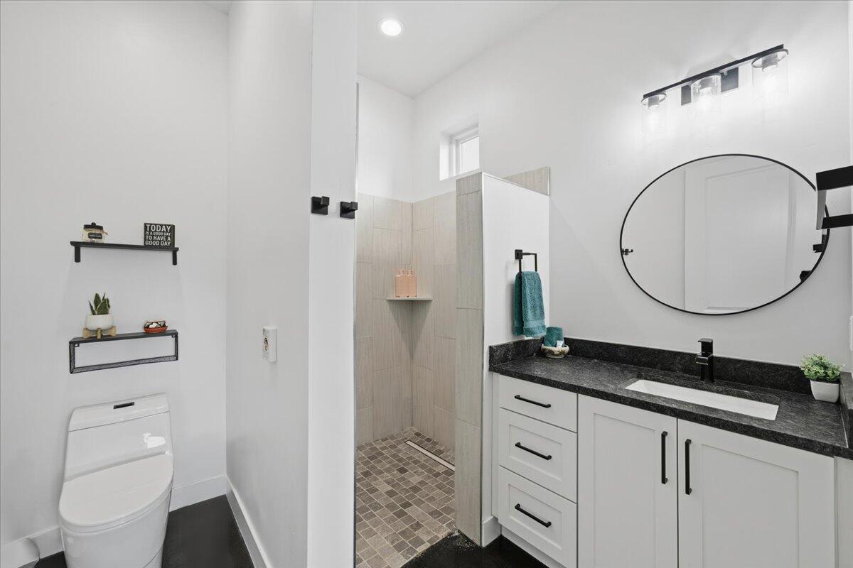 APPLE VALLEY RANCH GOOSEBERRY - Residential