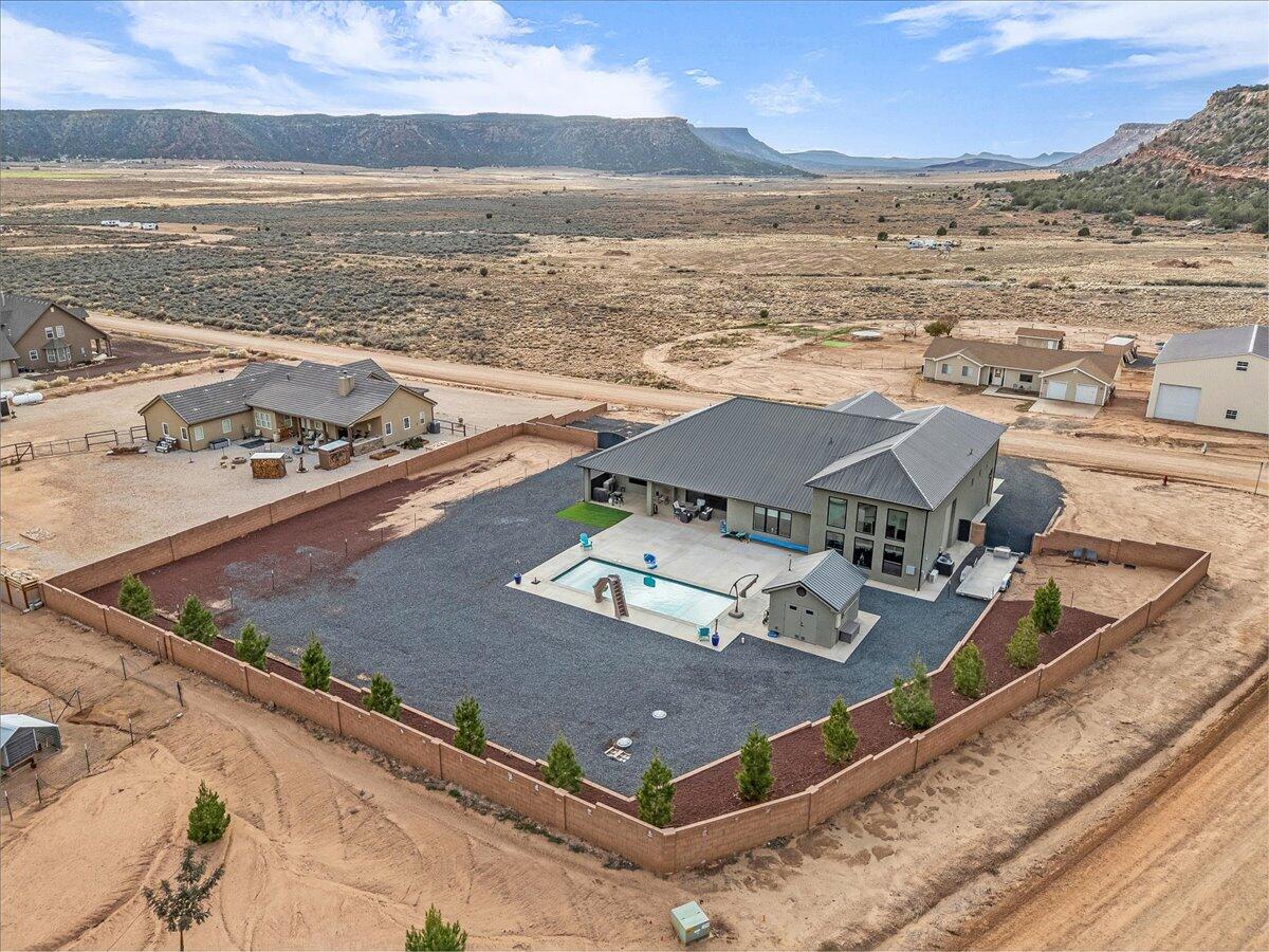 APPLE VALLEY RANCH GOOSEBERRY - Residential