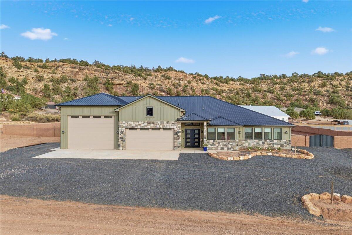 APPLE VALLEY RANCH GOOSEBERRY - Residential