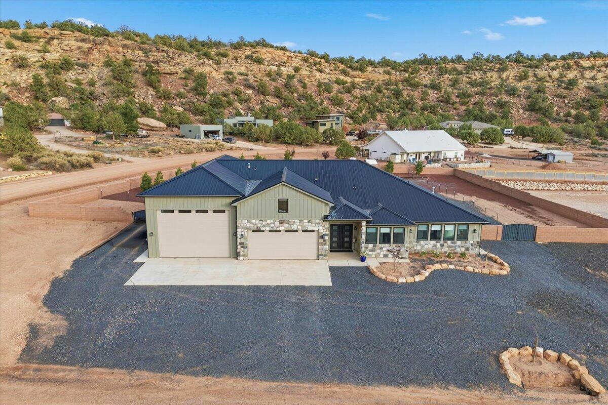 APPLE VALLEY RANCH GOOSEBERRY - Residential