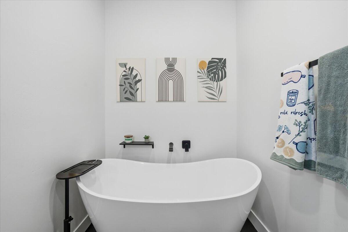 APPLE VALLEY RANCH GOOSEBERRY - Residential