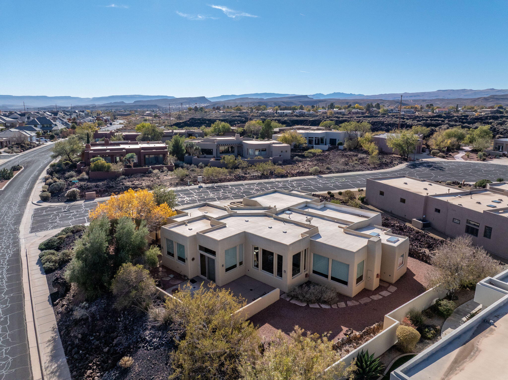 LAVA COVE AT ENTRADA - Residential