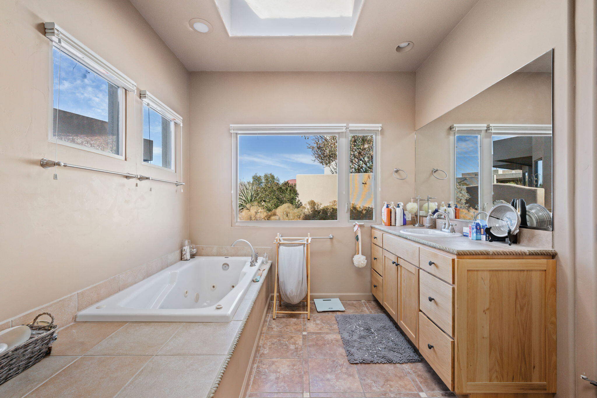 LAVA COVE AT ENTRADA - Residential