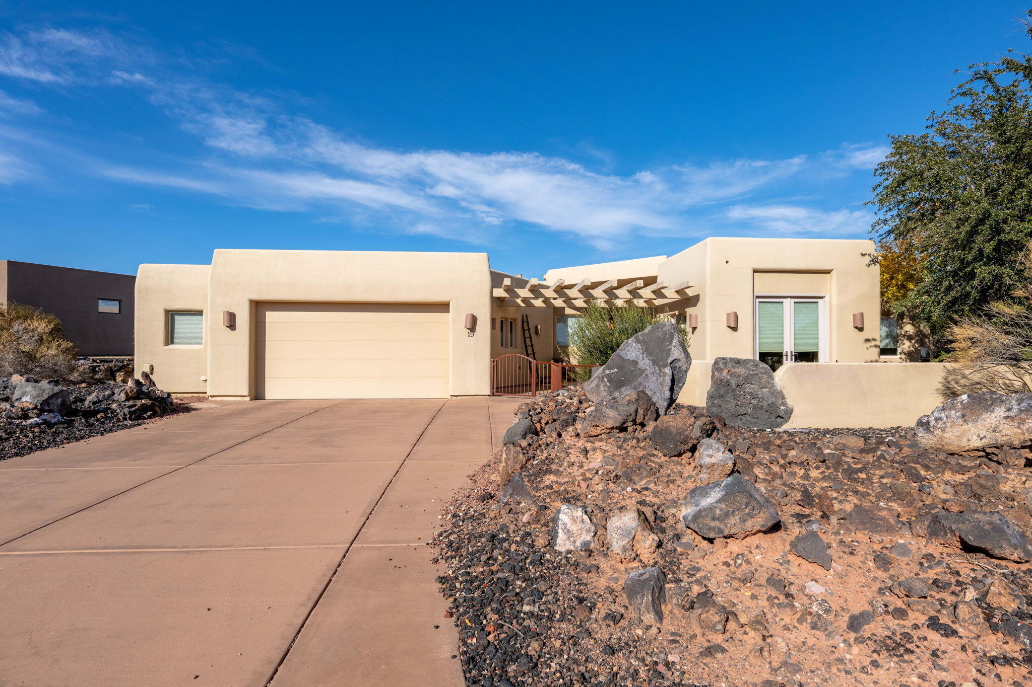 LAVA COVE AT ENTRADA - Residential