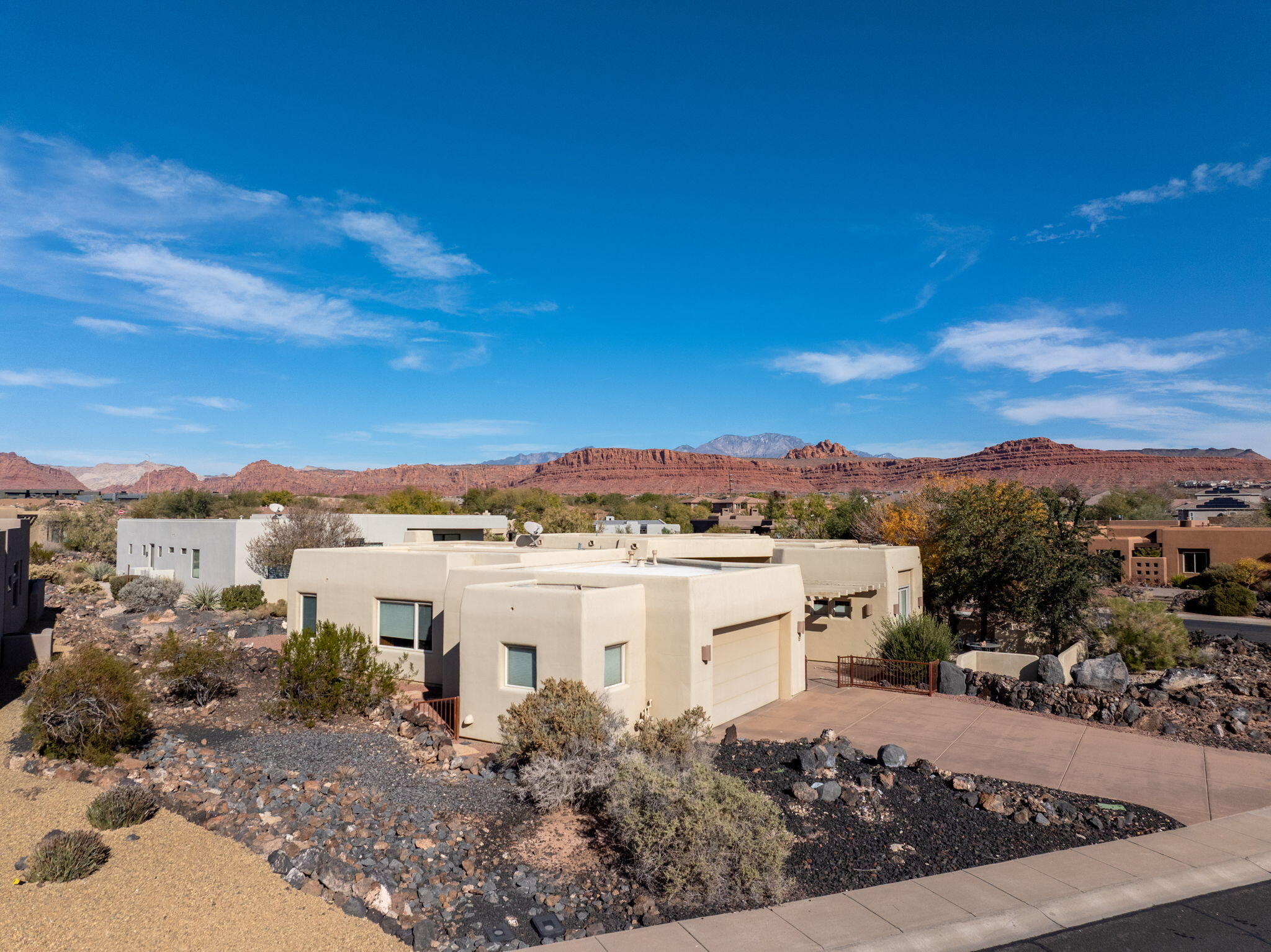 LAVA COVE AT ENTRADA - Residential