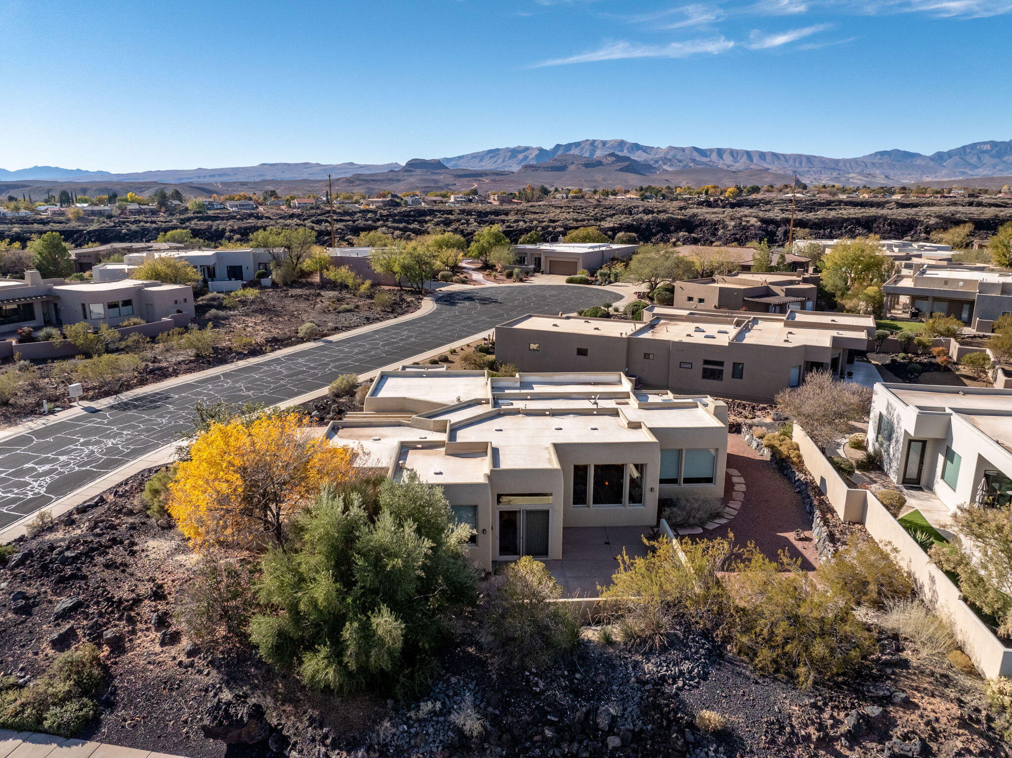 LAVA COVE AT ENTRADA - Residential