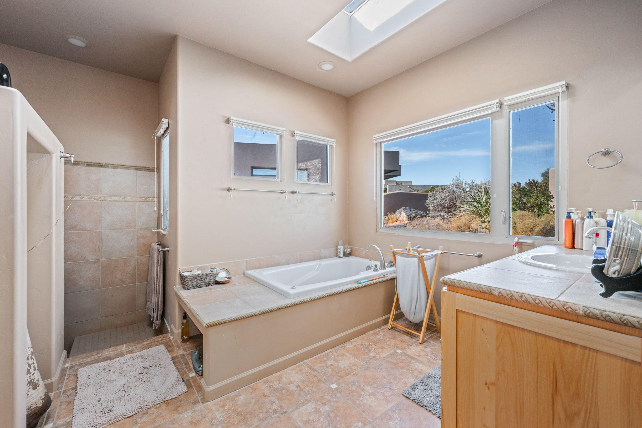 LAVA COVE AT ENTRADA - Residential