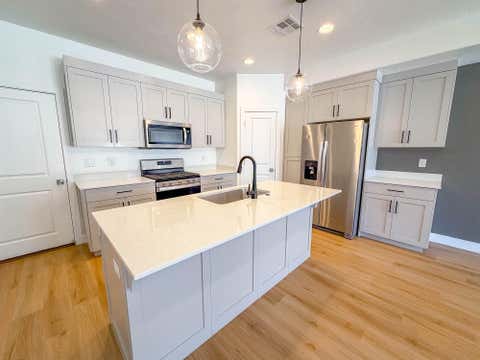 Tiny photo for 2687 E Wake Forest LN, Saint George, UT 84790 (MLS # 26-274771)