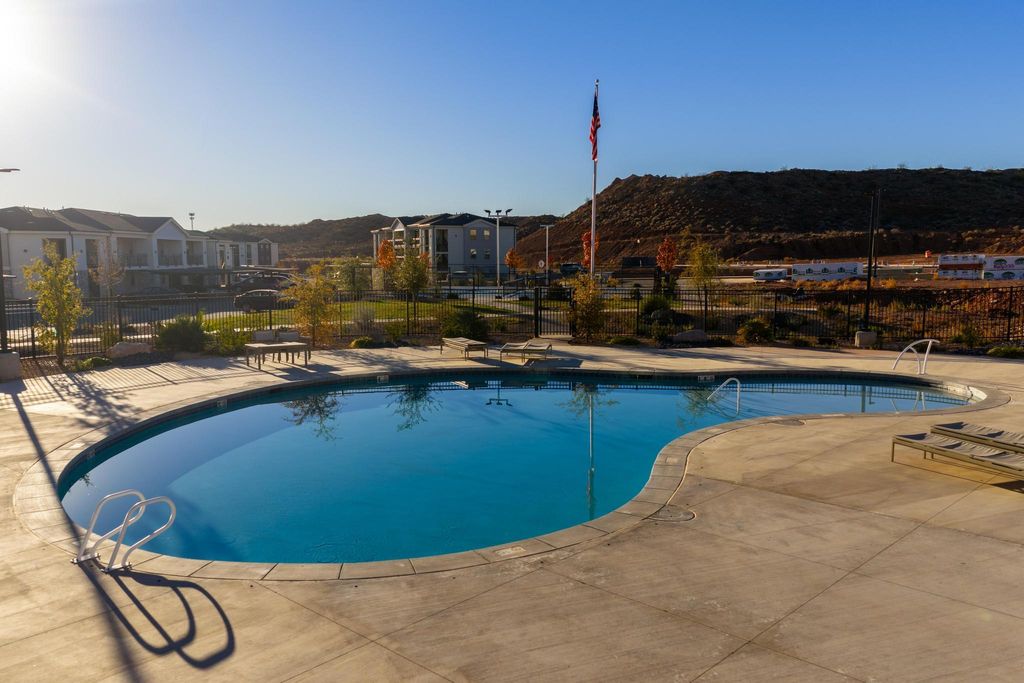 Photo of 6223 W Winding Way #205, Hurricane, UT 84737 (MLS # 26-271299)