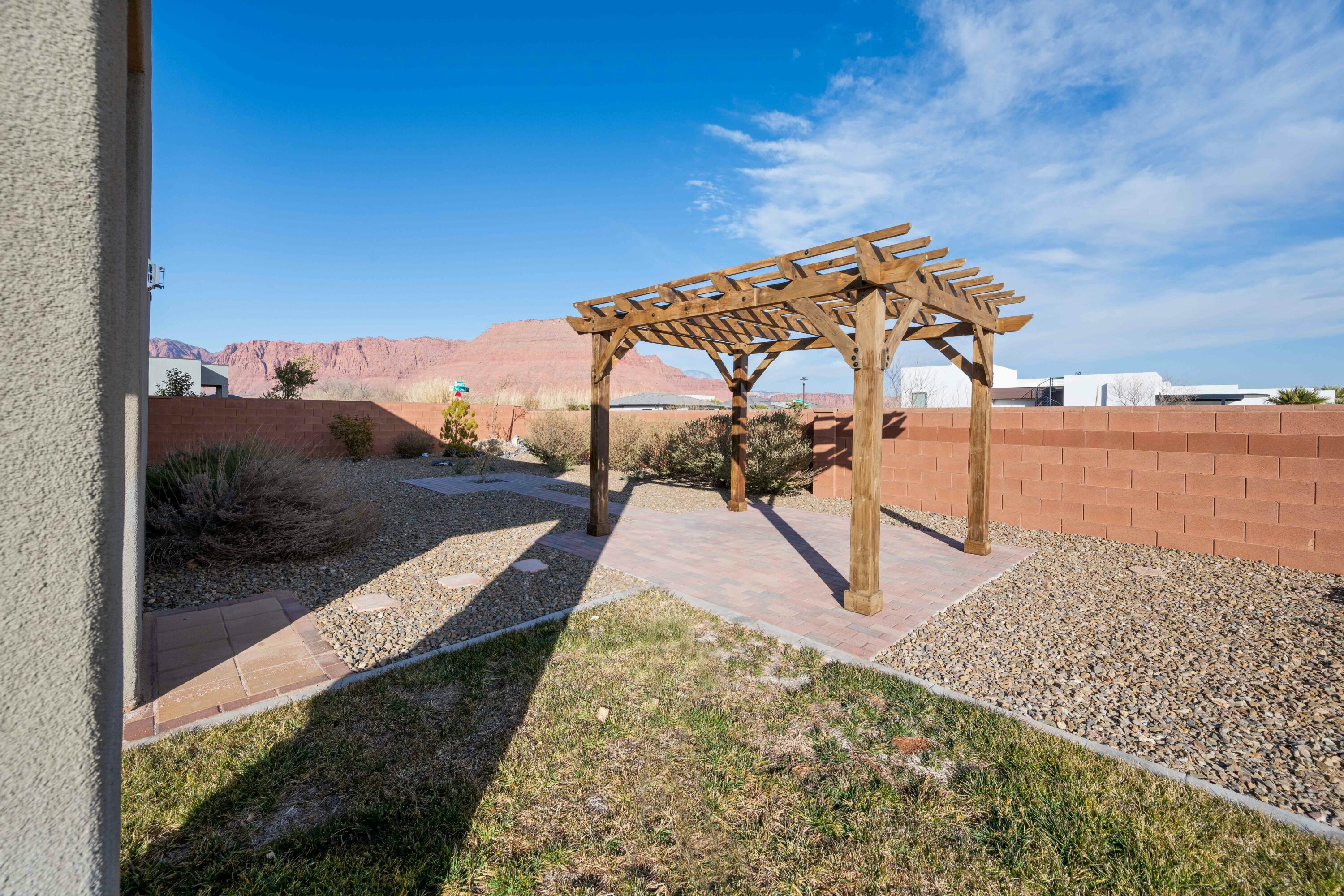 ANASAZI VISTA - Residential