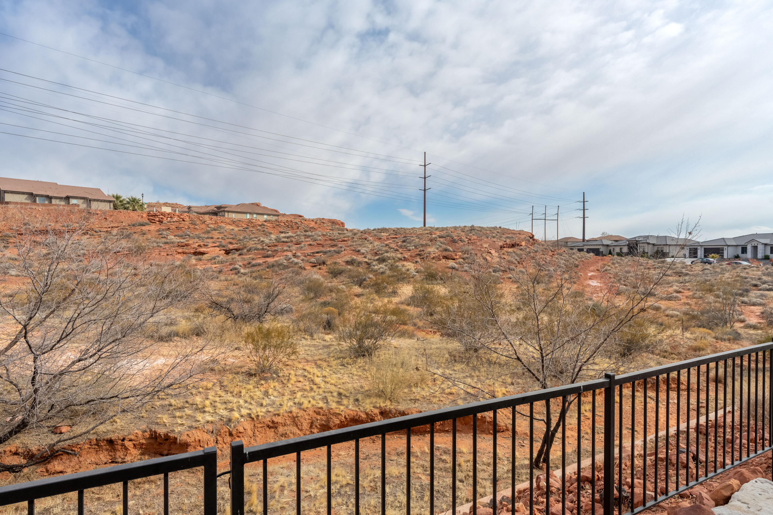 RED CLIFFS PARK - Residential