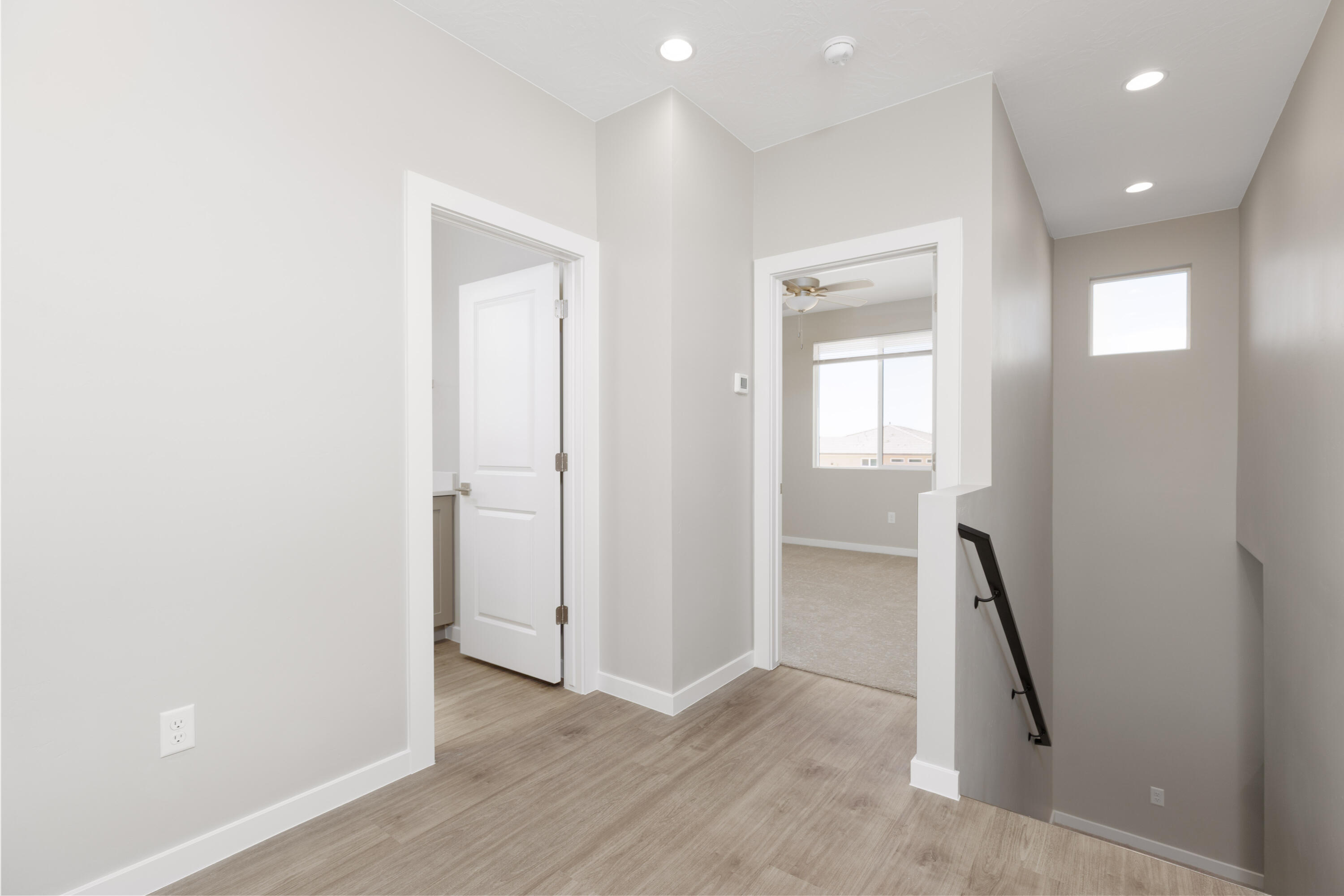 PEREGRINE POINTE WEST - Residential